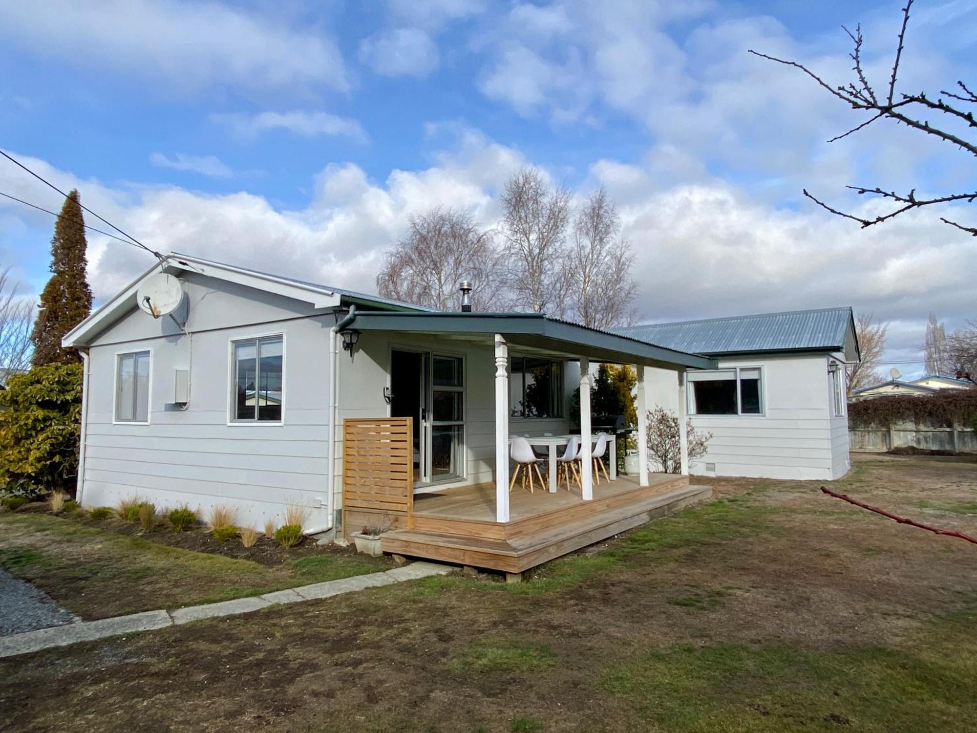Villa On The Door Step Of Town Twizel Exterior foto